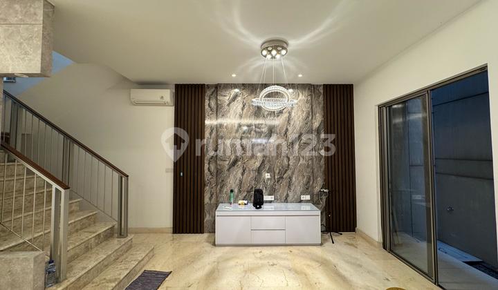 Dijual Rumah Golf Island Bagus TERMURAH Dijual Rumah Golf Island Bagus TERMURAH