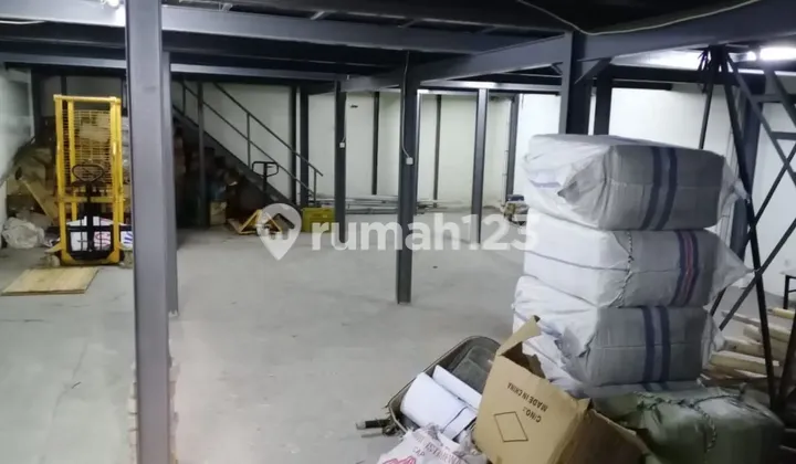 Gudang Elang Laut Industri terpadu Pantai Indah Kapuk 