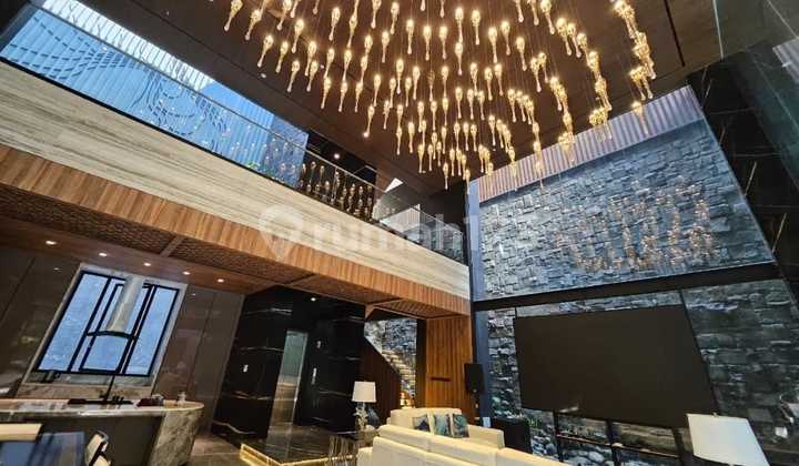 Ready-to-Occupy Luxury Trimaran Permai Beach Indah Kapuk House