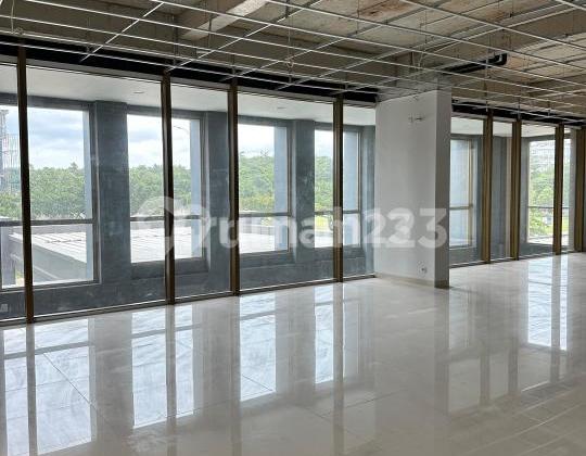 Ruko Foresta 7 BSD bagus rapih cocok untuk showroom mobil