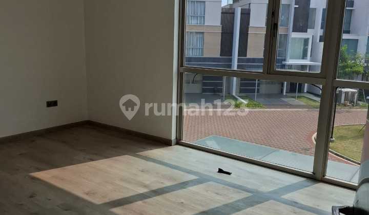 Disewakan Rumah Golf Island View Golf ada lift bagus  2