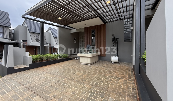 Rumah Siap Huni 2 Lantai Dekat Tol BSD dan KRL