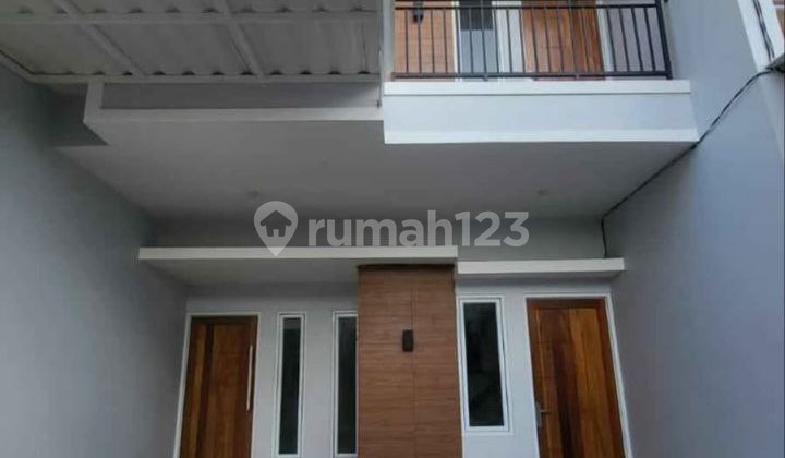 Rumah Dua Lantai ,Di Over Kredit Lokasi Sukmajaya Dekat dengan Exit Tol Margonda dan Juanda Rumah Dua Lantai ,Di Over Kredit Lokasi Sukmajaya Dekat dengan Exit Tol Margonda dan Juanda