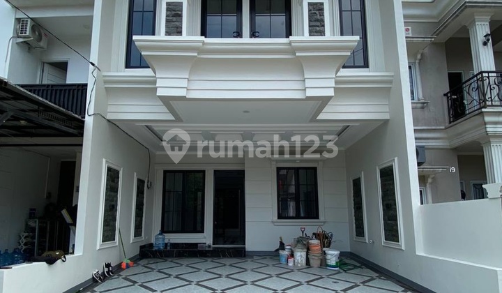 Di Jual Rumah Dua Lantai Dekat dengan Alun Alun Kota Depok Di Jual Rumah Dua Lantai Dekat dengan Alun Alun Kota Depok