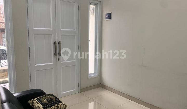Dijual Rumah 2 Lantai Siap Huni Dekat Kampus Uin Ciputat di Komplek Pondok Hijau Ciputat 2