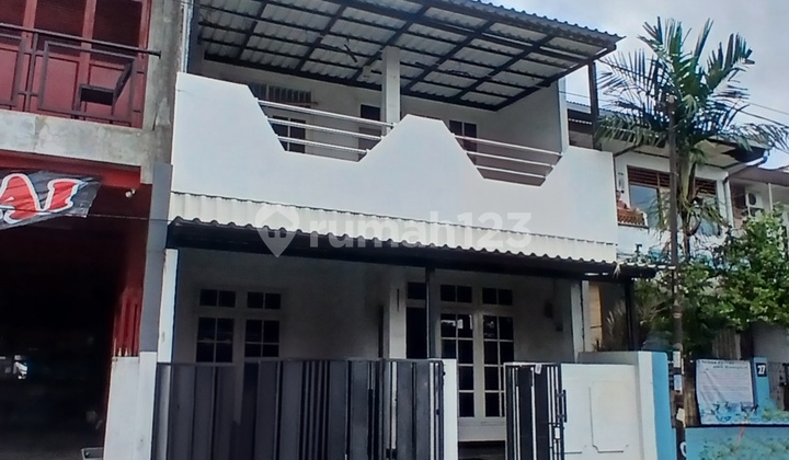 Dijual Rumah 2 Lantai Siap Huni Dekat Smpn 2 Depok 1