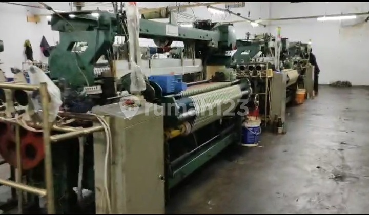 Pabrik Tenun Murah Beserta Mesin Luas 3529.0 M² SHM di Ibun Pabrik Tenun Murah Beserta Mesin Luas 3529.0 M² SHM di Ibun