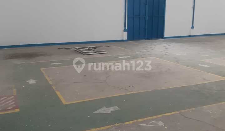 Gudang Murah Bersih Dan Luas Di Sayap Taman Kopo Indah Sadang