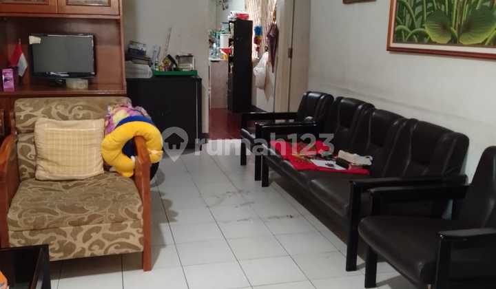 Affordable Ready-to-Live Good SHM House in Beautiful Ujungberung Affordable Ready-to-Live Good SHM House in Beautiful Ujungberung