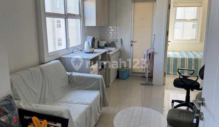Apartemen Murah 2 Kamar Tidur Furnished di Parahyangan Residence Apartemen Murah 2 Kamar Tidur Furnished di Parahyangan Residence