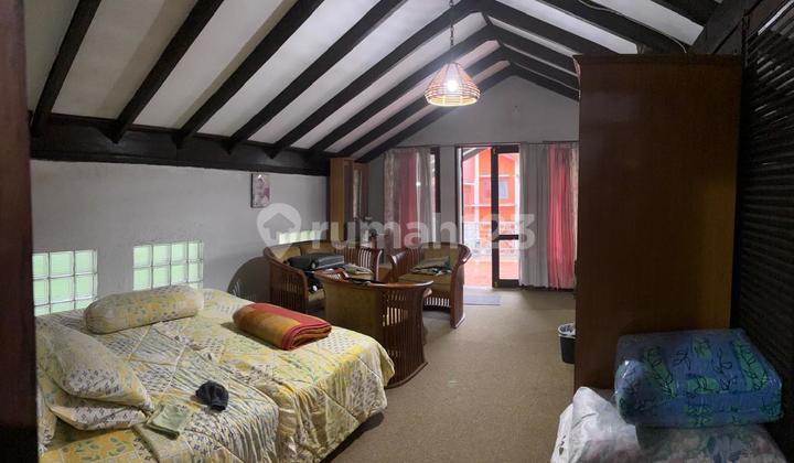 Vila Murah Bagus Asri Sejuk Furnished di Villa Istana Bunga Vila Murah Bagus Asri Sejuk Furnished di Villa Istana Bunga