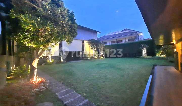 Rumah Murah 2.5 Lantai Rasa Hotel Minimalis Modern Sayap Sutami 2