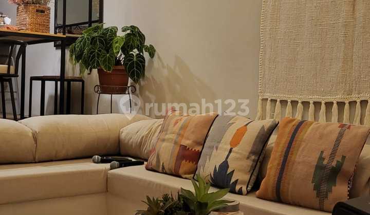 Rumah Murah Nuansa Etnic Full Furnish Shm Di Taman Kopo Indah 3