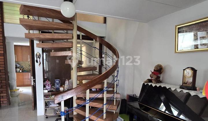 Rumah Murah 3 Lantai Siap Huni Bagus SHM Mainroad Sukajadi 2