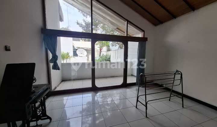 Rumah Murah 1.5 Lantai Siap Huni Bagus Strategis Shm Di Budisari 2