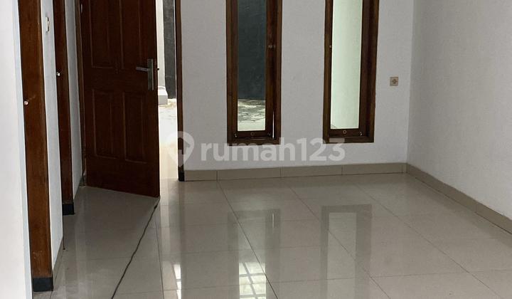 Rumah Murah 2 Lantai Siap Huni Bagus Shm Di Batu Indah Regency