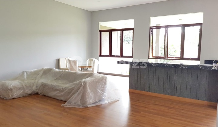 Affordable 2-Story House Ready to Occupy Large Nice SHM in Setra Duta Affordable 2-Story House Ready to Occupy Large Nice SHM in Setra Duta