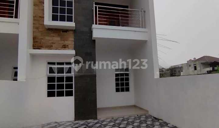 Rumah Murah 2 Lantai Minimalis Bagus SHM di Permata Inten