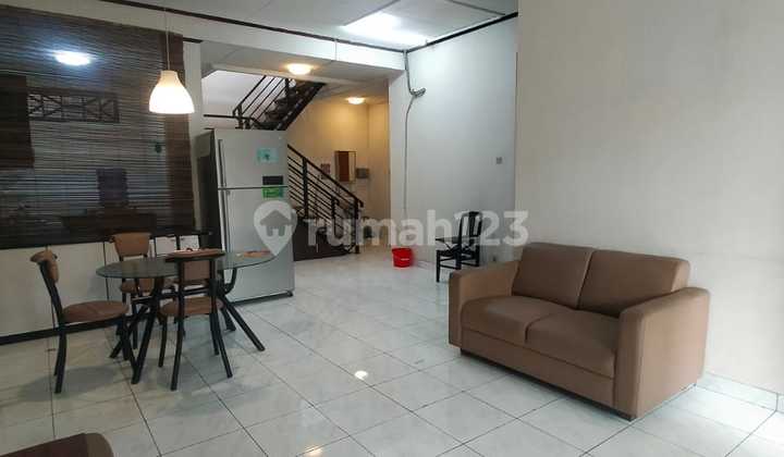 Rumah Murah 2 Lantai Siap Huni Full Furnished Shm Di Jalan Kembar 2