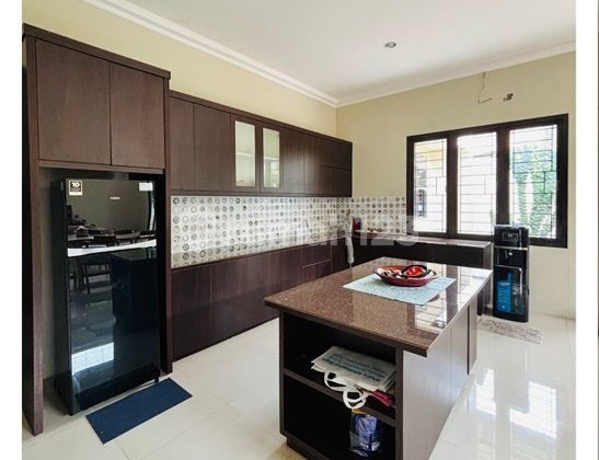 Rumah Murah 2 Lantai Full Furnished Bagus Shm Jalan Cemara Depok 2