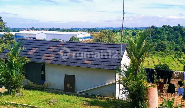 Strategic Villa With Mount Salak View