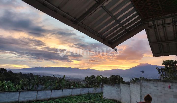 Strategic Villa in Cijeruk with City Light and Mountain Views