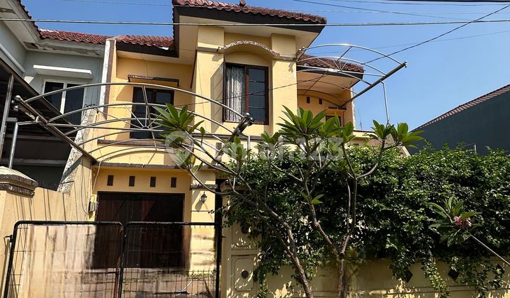 Dijual Rumah Hitung Tanah Dharmahusada Mas 2