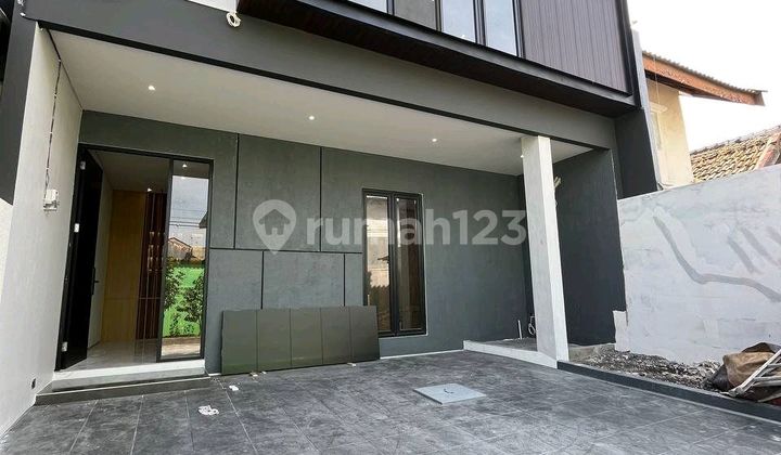 For Sale! Rumah Minimalis Baru Gress Semi Furnished 2 Lantai Babatan Pantai 2