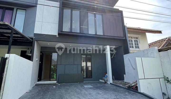 For Sale! Rumah Minimalis Baru Gress Semi Furnished 2 Lantai Babatan Pantai
