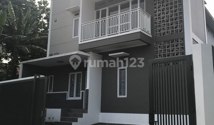 RUMAH KOST MEWAH 2 LT 16 KAMAR JOMBANG TANGERANG SELATAN