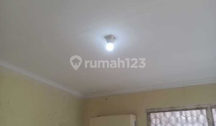 600 million house, 2 floors near Toll Road in Cileungsi Bogor Limus Pratama Regency 2