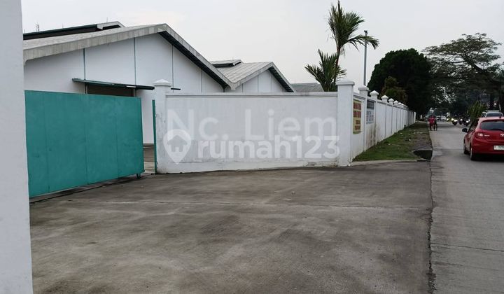 Gudang yang Betnilai Investasi Tinggi,Berada di Jalan Raya Parung/Permata, yang Menghubungkan Serpong dan Parung Gudang yang Betnilai Investasi Tinggi,Berada di Jalan Raya Parung/Permata, yang Menghubungkan Serpong dan Parung