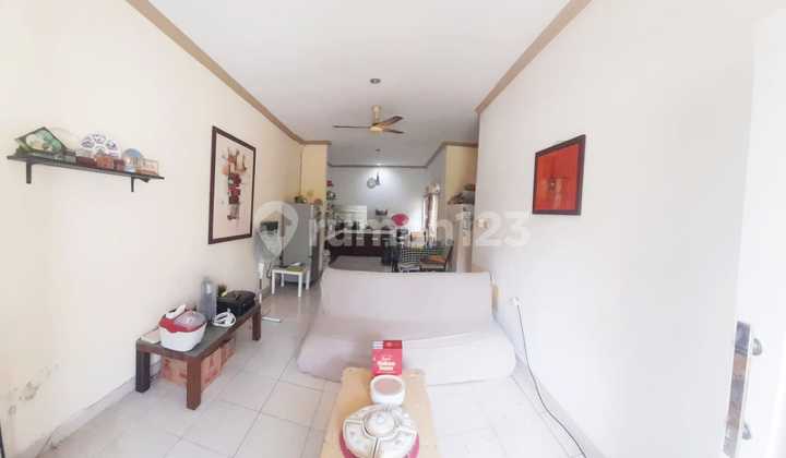 Rumah dengan Mengusung Konsep Green And Waterfront Living yang Menonjolkan Danau dan Lingkungan yang Sejuk di Bukit Golf Cibubur 2