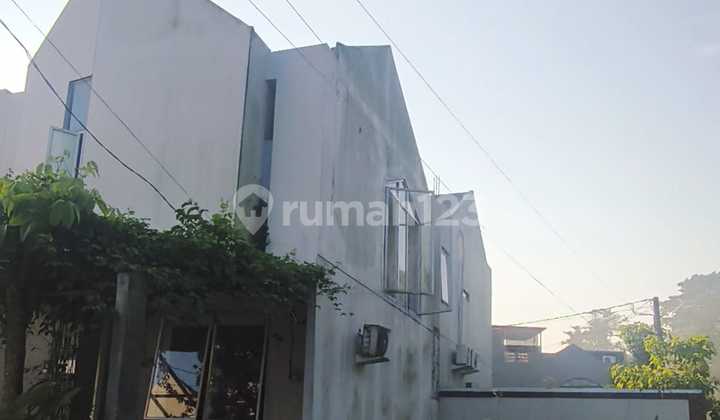 Di Jual Rumah dengan View Hutan Pinus di Bogor Greenland Hill Hook