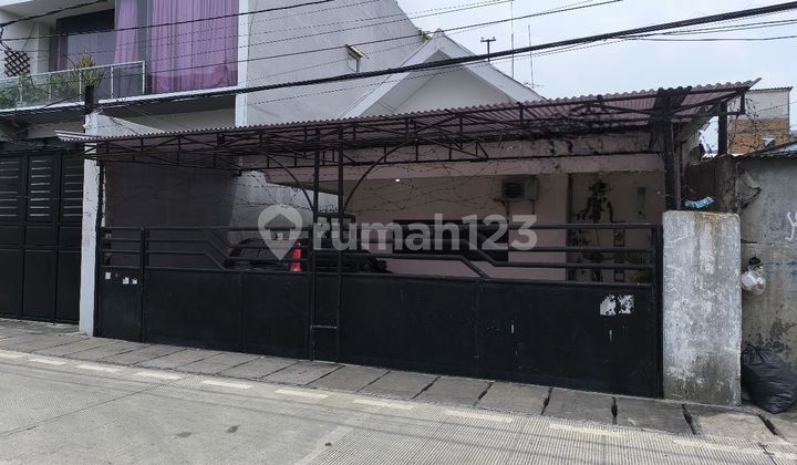 Di Jual Rumah di Kartini Jakarta Pusat SHM