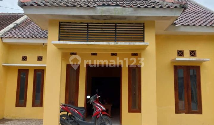 For Sale House in Bayangkara Residence Jeponblora