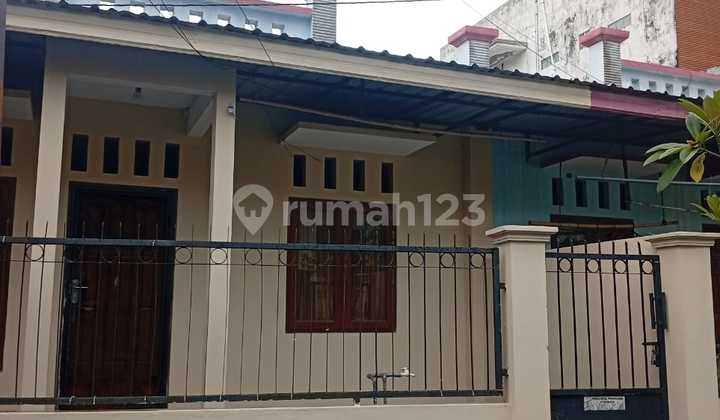 For Sale House Near Alfamidi Kedungmundu Tembalang 1