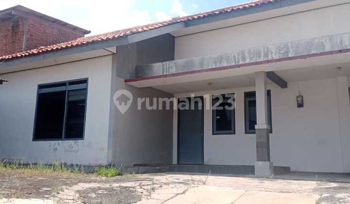 Rumah Modern dengan 5 Kamar Daerah Semarang Barat Rumah Bagus SHM di Bihasta, Jl. Wologito Tengah Iii No. 7, Kembangarum, Semarang Barat, Kota Semarang, Jawa Tengah, Indonesia, 50183, Kembang Arum 2