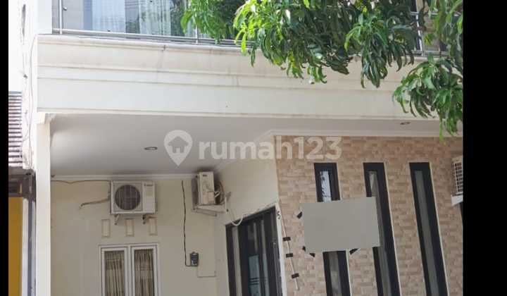 Rumah Semi Furnished 2 Lantai di Pedurungan -Ph 1