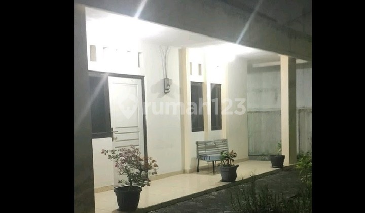 Rumah Strategis di Daerah Bisnis Semarang Timur 1
