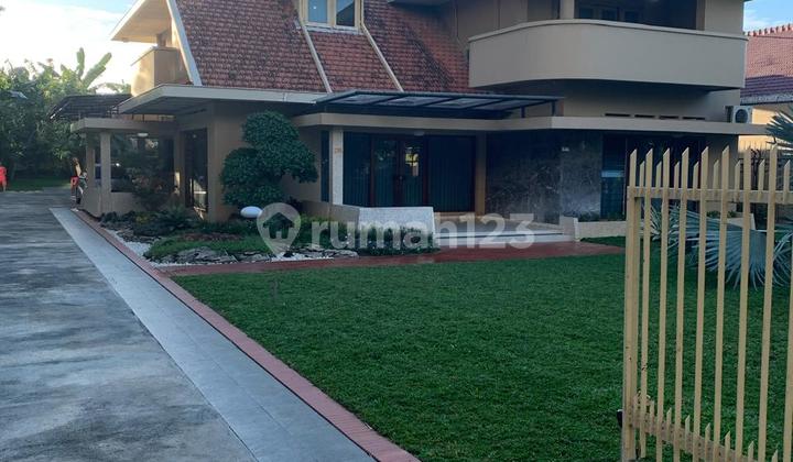 Rumah 2 Lantai Cantik dan Megah di Pusat Kota Semarang 1