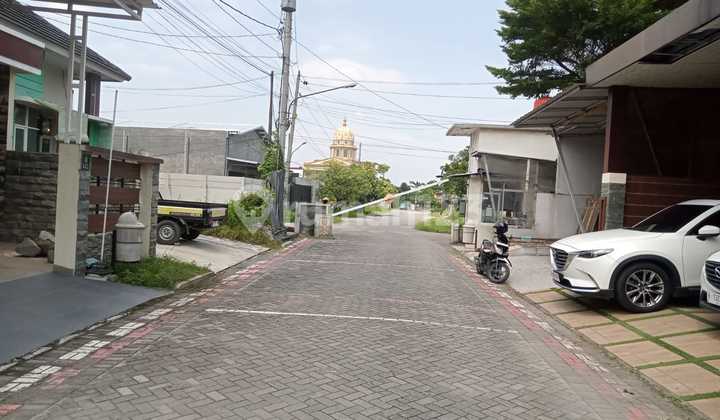 Rumah Siap Huni di Lingkungan yang Menarik di Majapahit Semarang 2