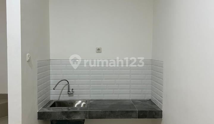 Rumah 3 Lantai 3 Kamar di Rawa Selatan Jakpus 2