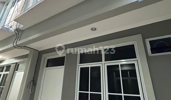 Rumah Murah Akses Motor 2 Lantai Di Cempaka Putih 2