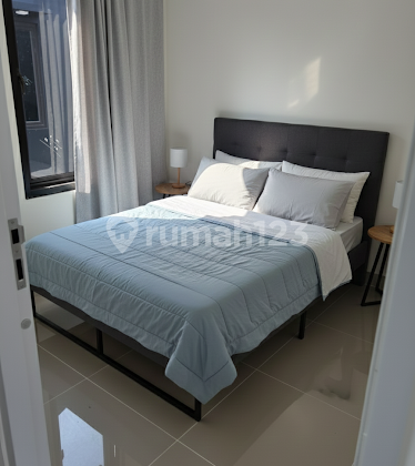 Luxury 3-Bedroom 2-Story House on the Side of Cempaka Putih Tengah Road 2