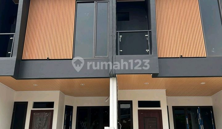 Rumah Hook Garasi 2 Mobil di Cempaka Putih Dekat Rs Islam Rumah Hook Garasi 2 Mobil di Cempaka Putih Dekat Rs Islam