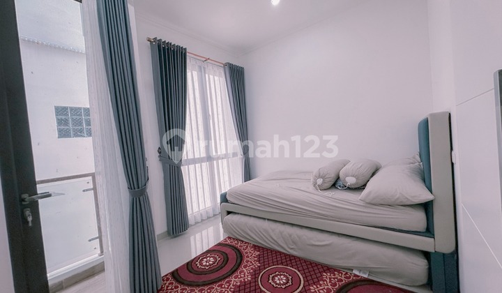 Rumah Kekinian Di Tanjung Barat Dekat Stasiun Dan Aeon Mall