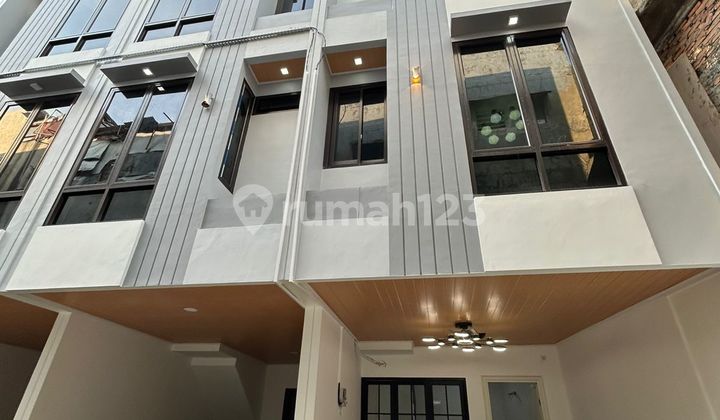 Rumah Murah Minimalis 2 Kamar 3 Lantai Di Karanganyar 2