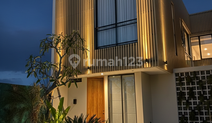 Modern Minimalist Villa Jimbaran Dekat Pantai & Fasilitas