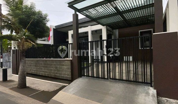 Rumah Siap Huni Jl. Darmo Permai Timur Sby